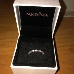 Pandora Ring
